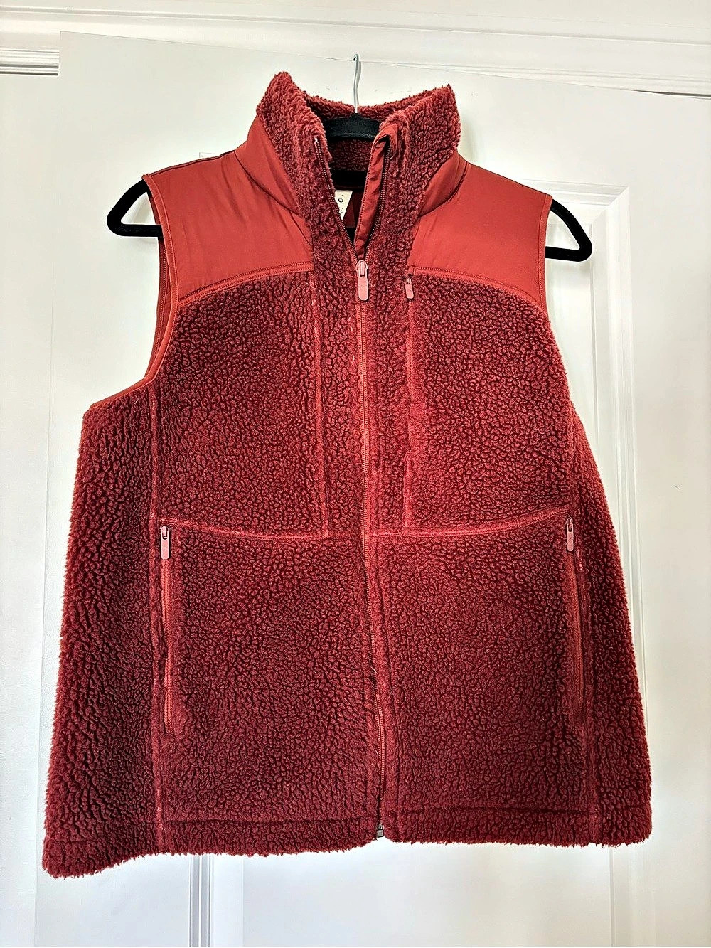lululemon Textured Fleece Full-Zip Vest Fleece Vest, Size 8